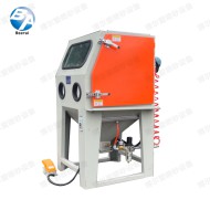 標(biāo)準(zhǔn)密閉式噴砂機700型 